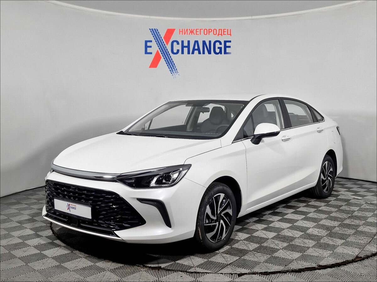 Открыть фотографии: BAIC U5 Plus
