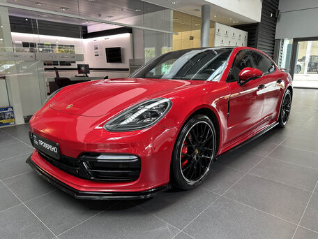 Porsche Panamera II
