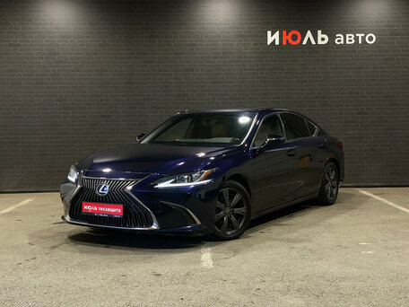 Lexus ES VII