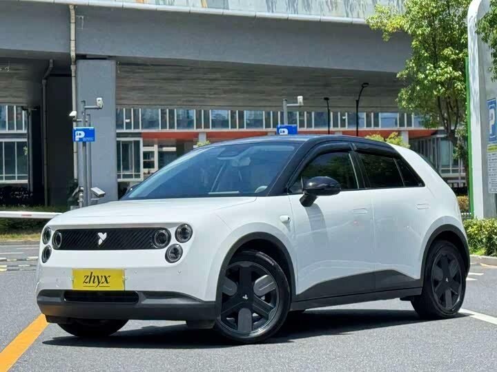 Открыть фотографии: Nio Firefly