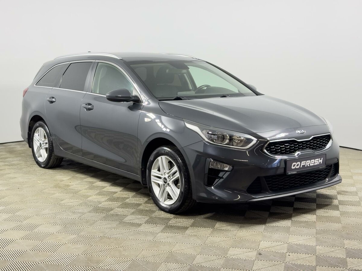 Открыть фотографии: Kia Ceed III