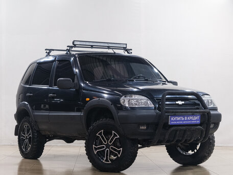 Chevrolet Niva I