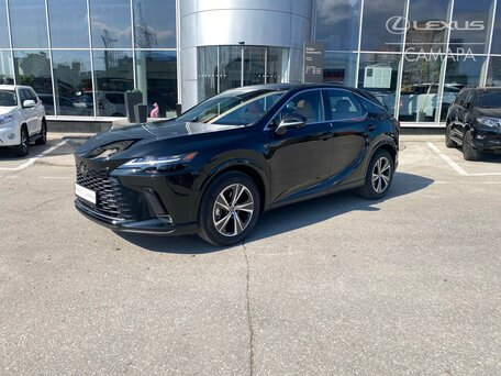 Lexus RX V