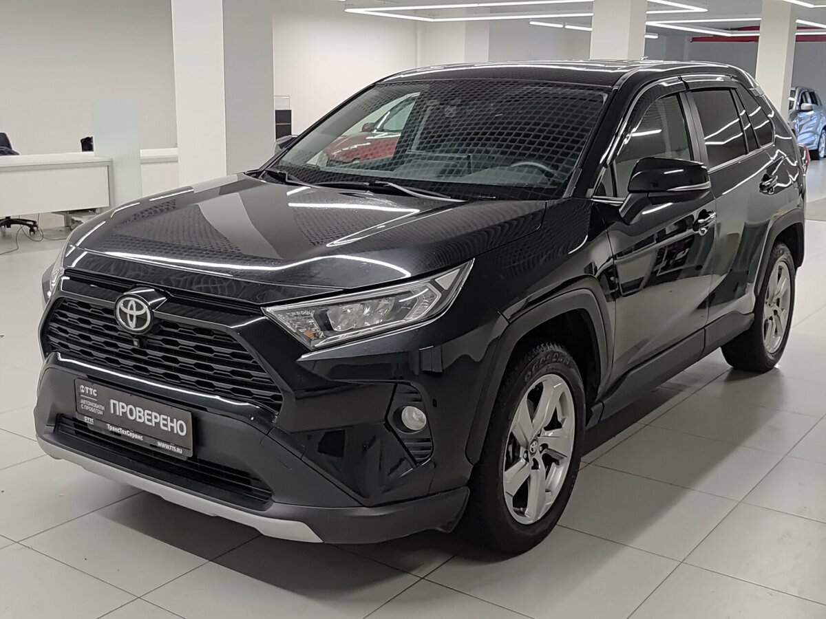 Открыть фотографии: Toyota RAV4 V (XA50)