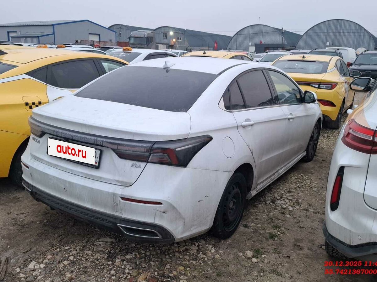 Открыть фотографии: Omoda S5