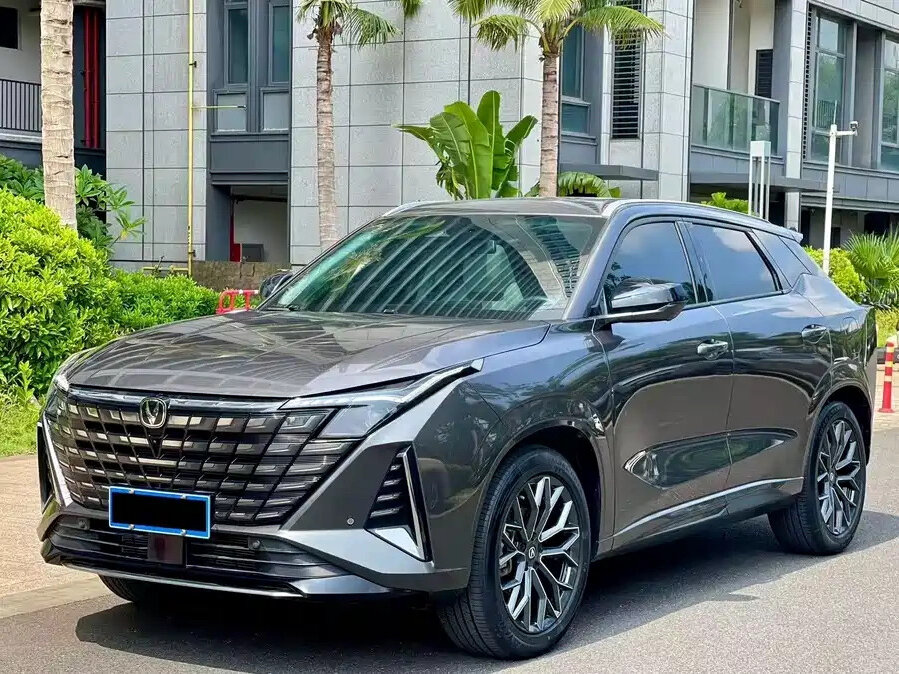 Открыть фотографии: Changan UNI-Z