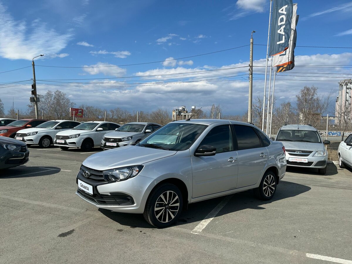 Открыть фотографии: Lada (ВАЗ) Granta I Рестайлинг