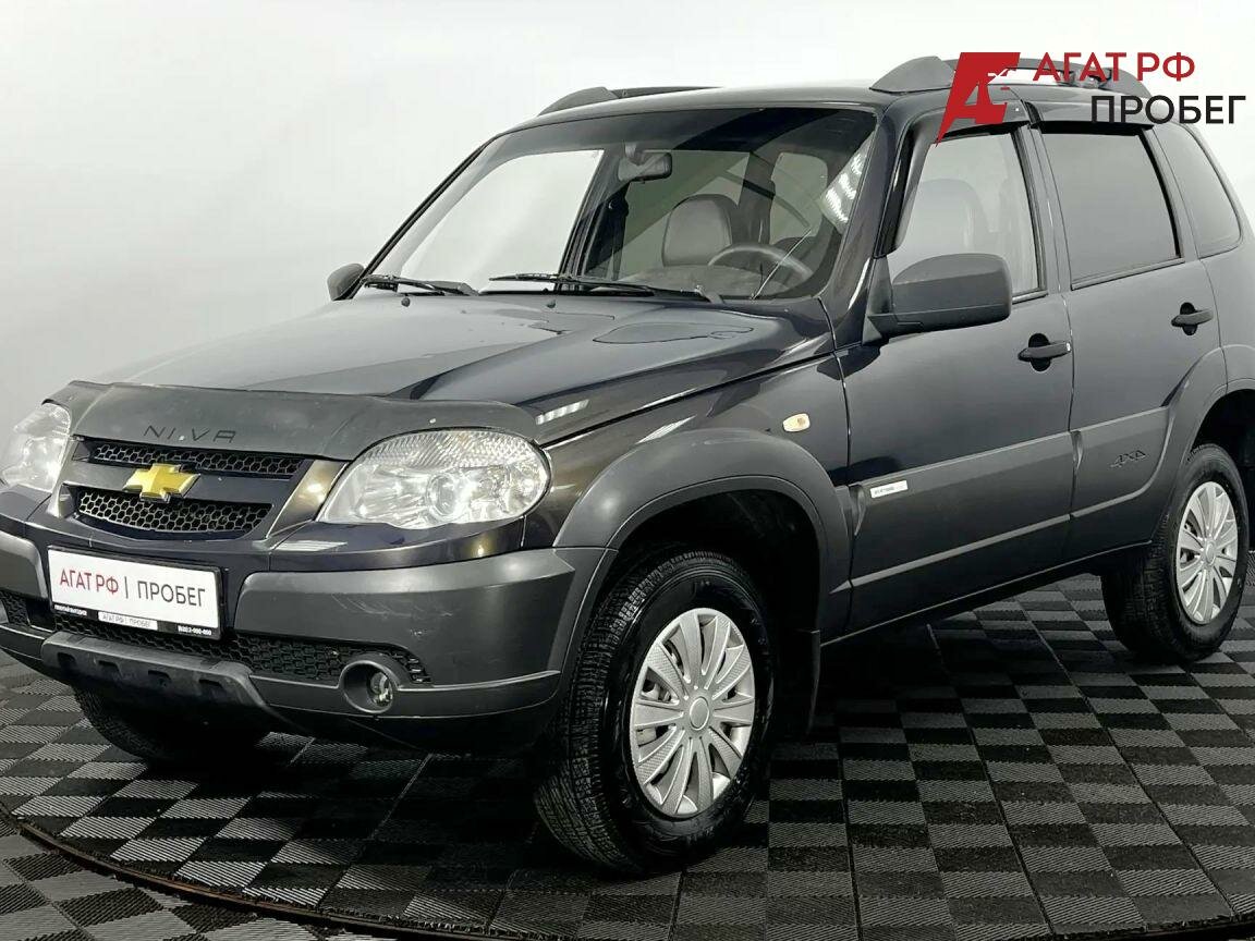 Открыть фотографии: Chevrolet Niva I Рестайлинг