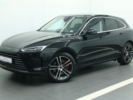 Seres M5