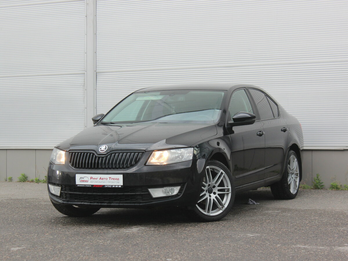 Открыть фотографии: Skoda Octavia III (A7)