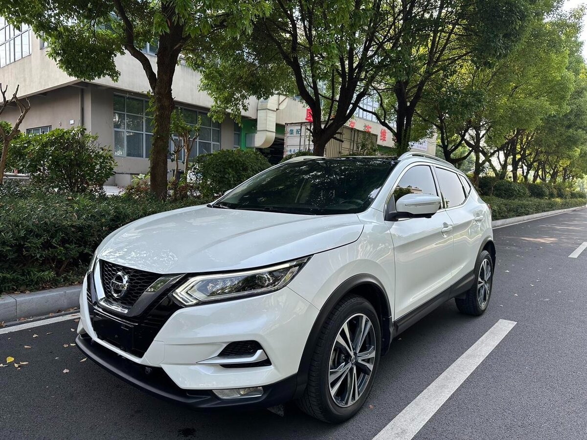 Открыть фотографии: Nissan Qashqai II Рестайлинг