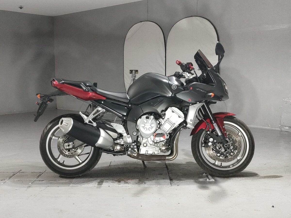 Yamaha FZ1