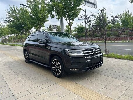 Volkswagen Tharu I
