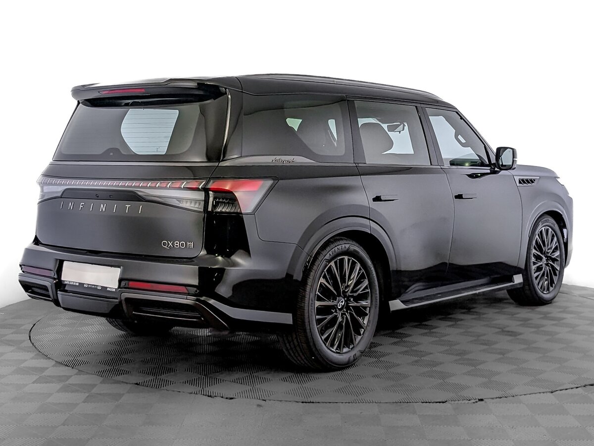 Открыть фотографии: Infiniti QX80 II