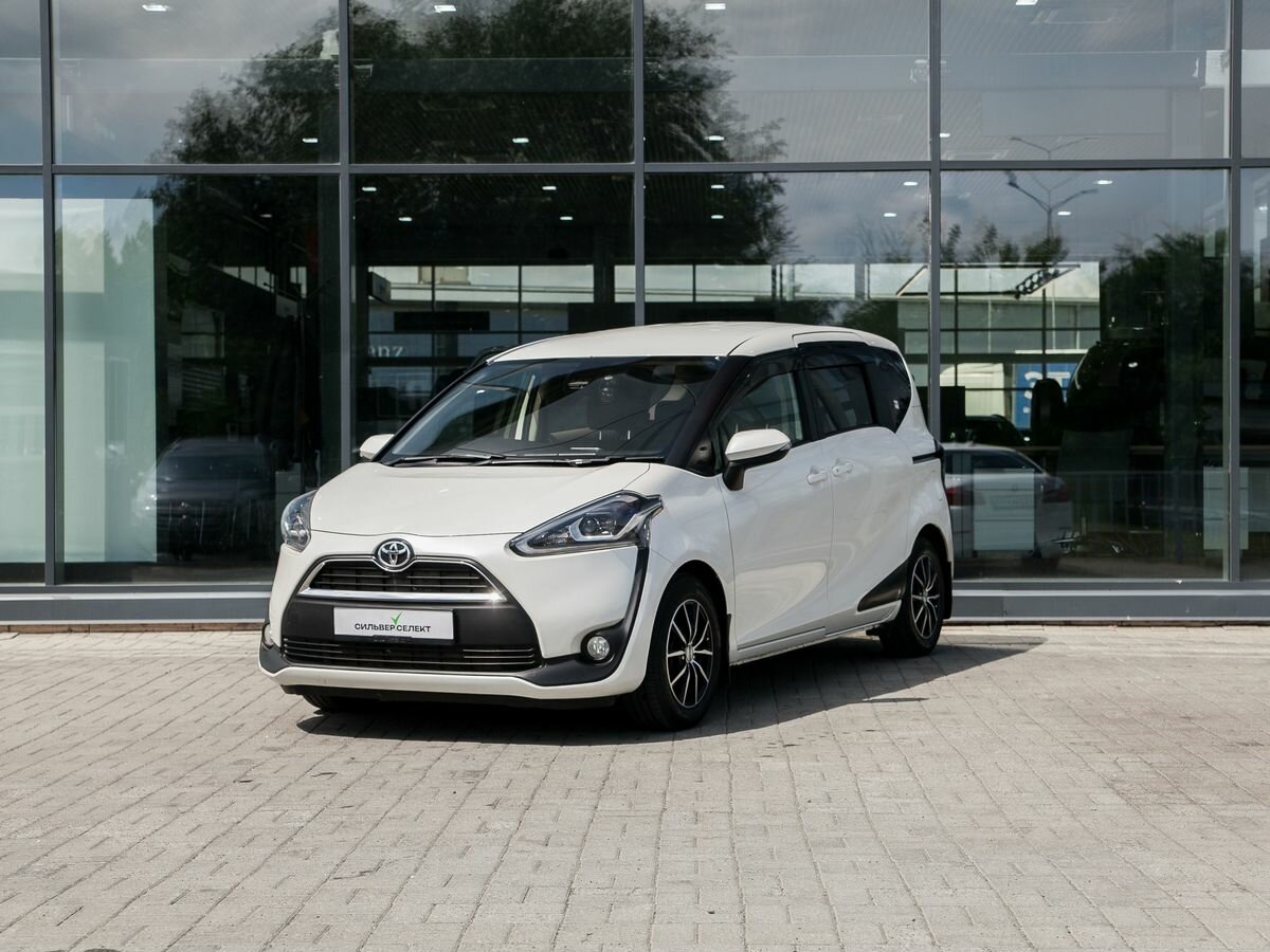 Открыть фотографии: Toyota Sienta II