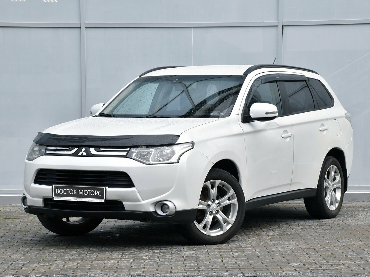 Открыть фотографии: Mitsubishi Outlander III