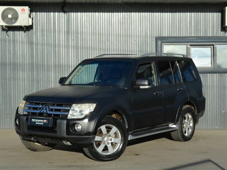 Mitsubishi Pajero IV