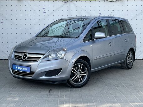 Opel Zafira B Рестайлинг