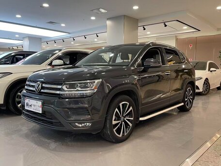 Volkswagen Tharu I