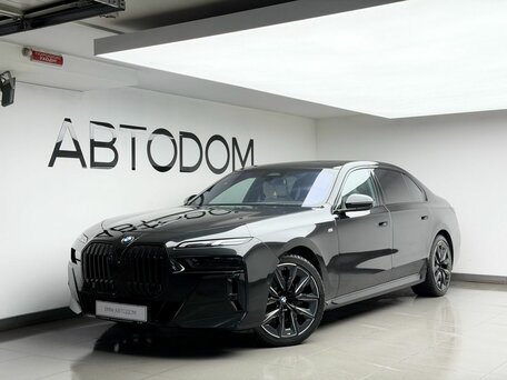 BMW 7 серии VII (G70)