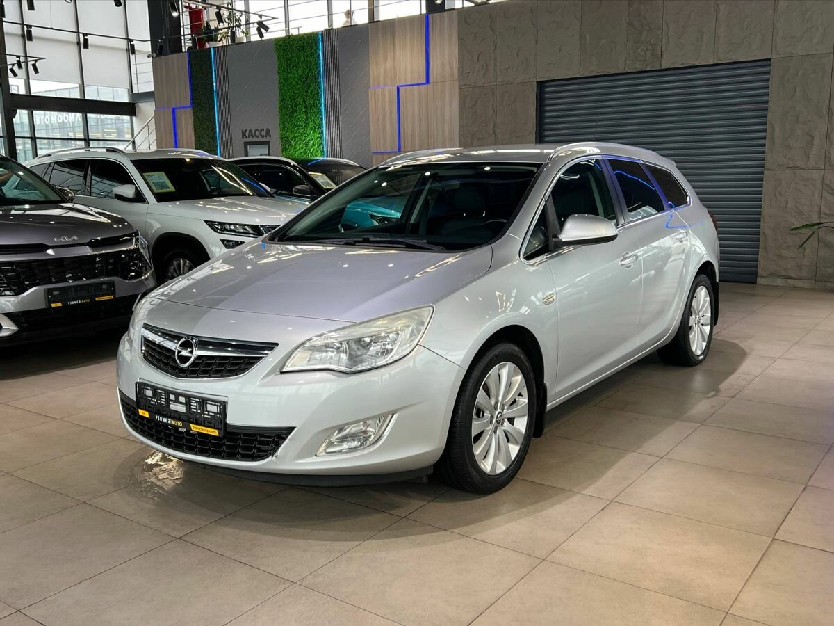 Открыть фотографии: Opel Astra J