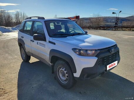 Lada (ВАЗ) Niva Travel I