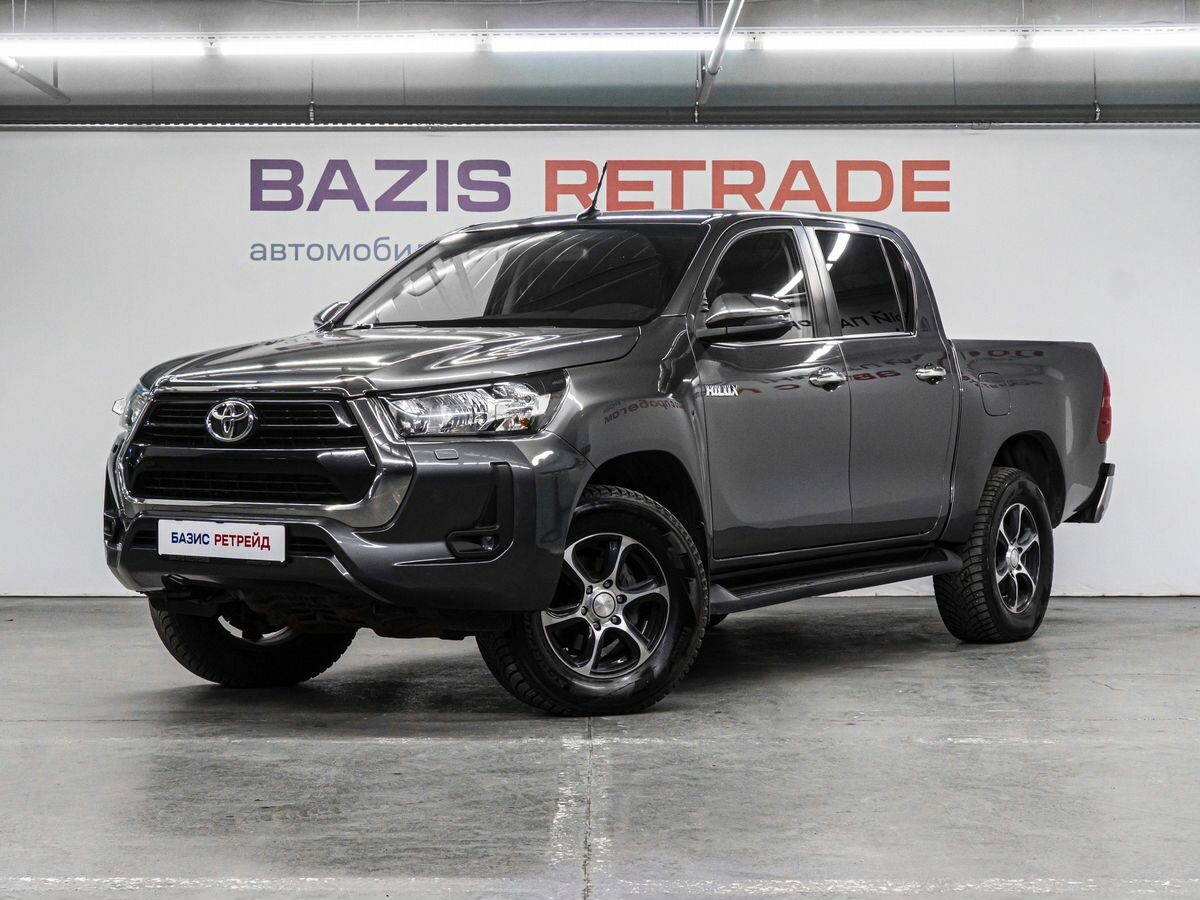 Открыть фотографии: Toyota Hilux VIII Рестайлинг 2
