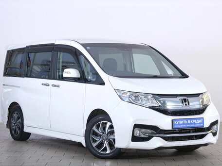Honda Stepwgn V