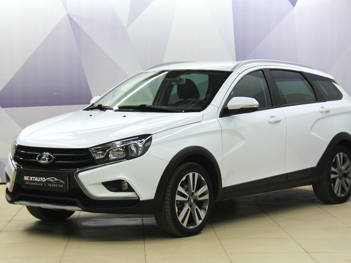 Открыть фотографии: Lada (ВАЗ) Vesta I