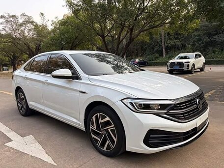 Volkswagen Sagitar III Рестайлинг