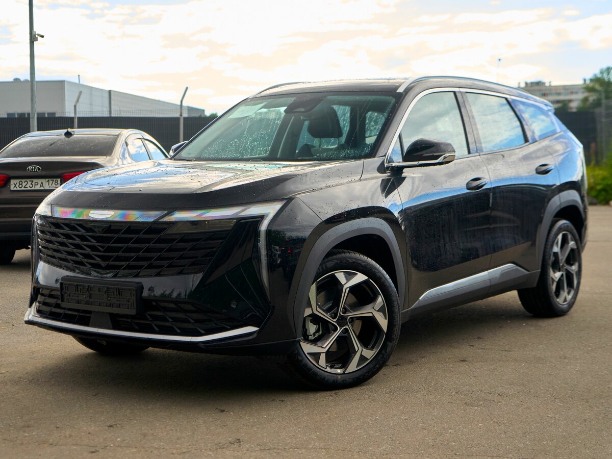 Открыть фотографии: Geely Atlas II
