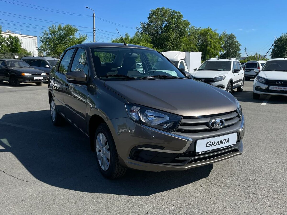 Открыть фотографии: Lada (ВАЗ) Granta I Рестайлинг
