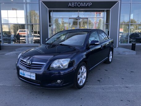 Toyota Avensis II