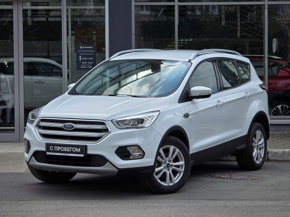 Открыть фотографии: Ford Kuga II Рестайлинг