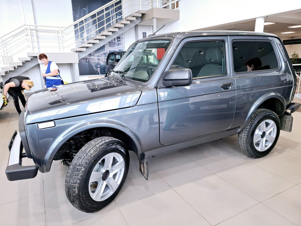 Открыть фотографии: Lada (ВАЗ) Niva Legend I
