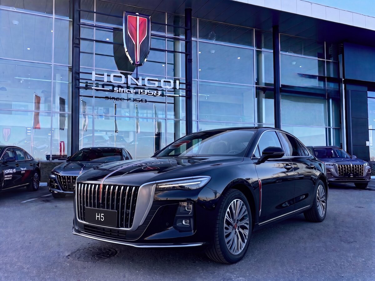 Открыть фотографии: Hongqi H5 II