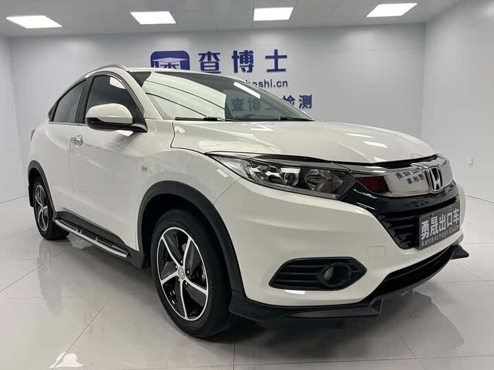Открыть фотографии: Honda Vezel I Рестайлинг