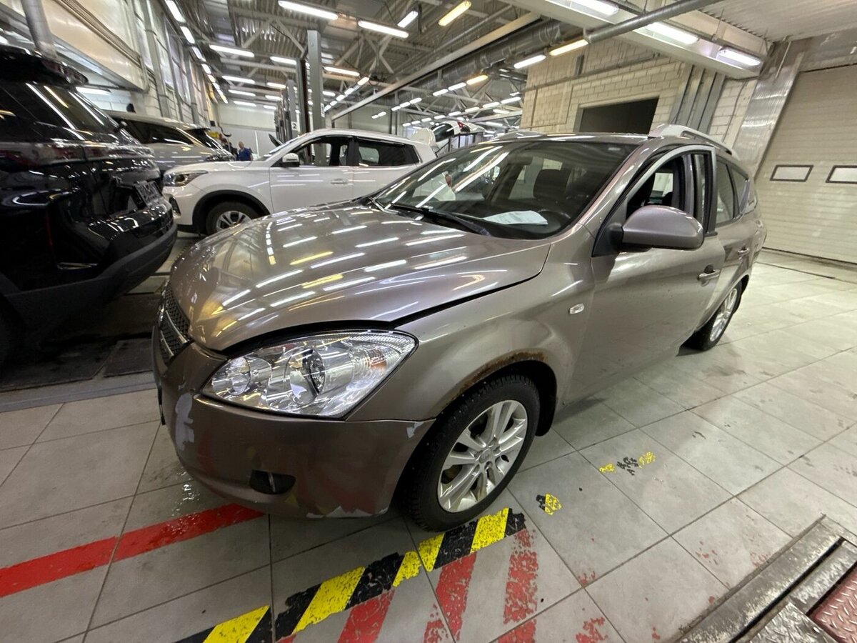 Открыть фотографии: Kia Ceed I