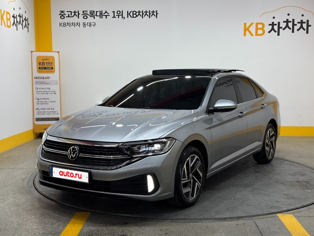 Открыть фотографии: Volkswagen Jetta VII Рестайлинг