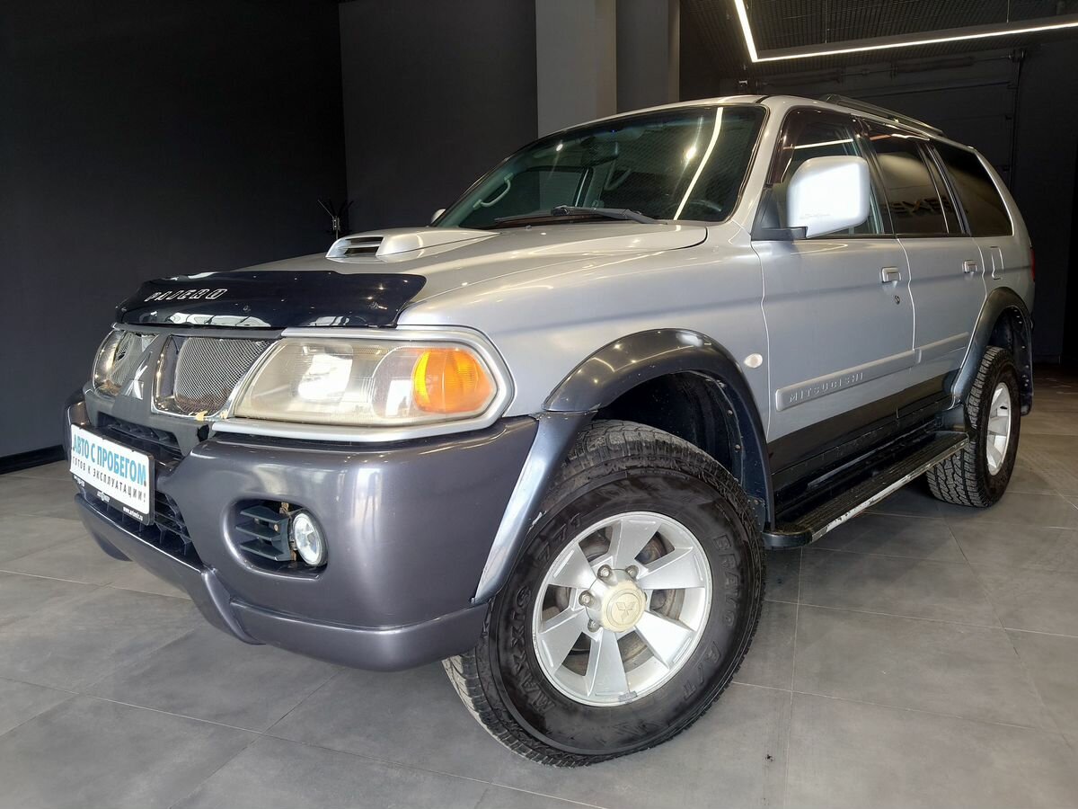 Открыть фотографии: Mitsubishi Pajero Sport I Рестайлинг