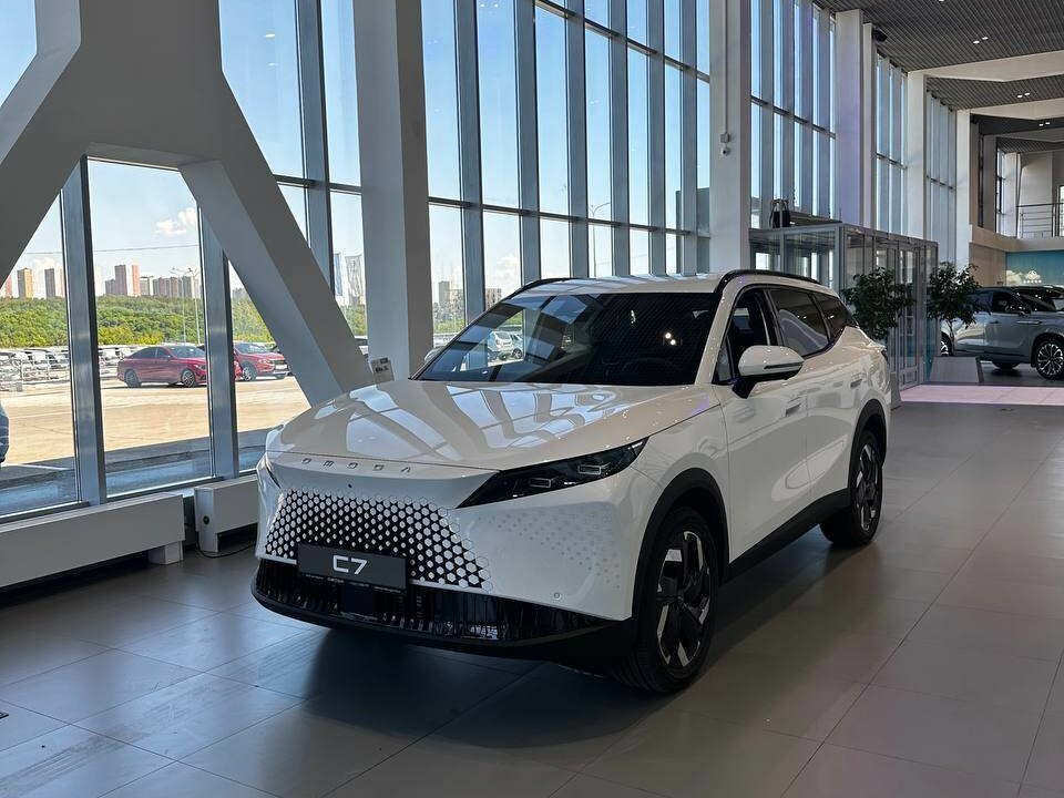 Omoda C7