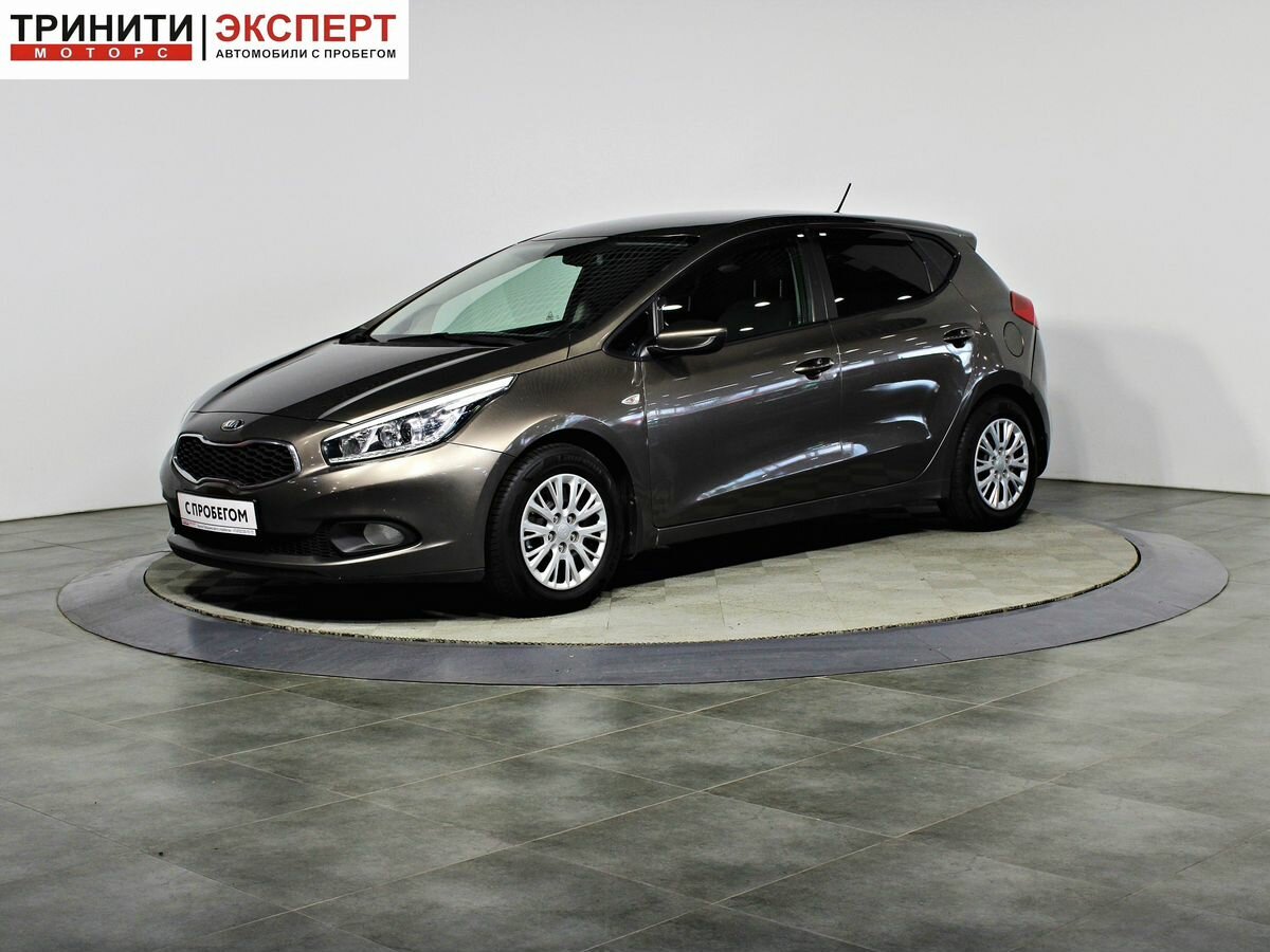 Открыть фотографии: Kia Ceed II
