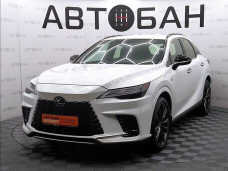 Lexus RX V