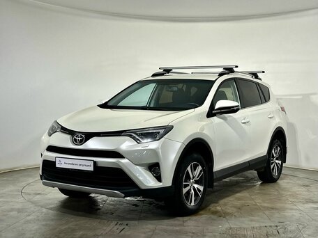 Toyota RAV4 IV (XA40) Рестайлинг