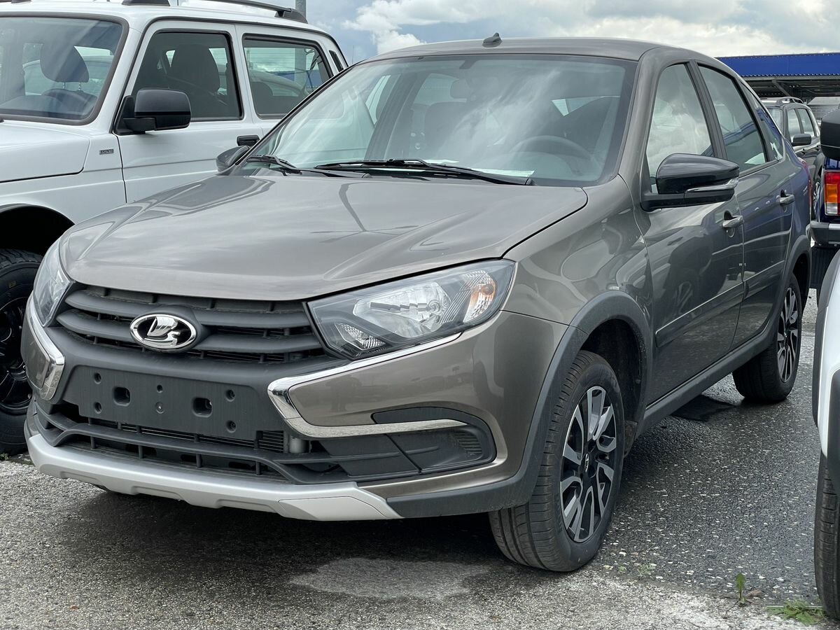 Открыть фотографии: Lada (ВАЗ) Granta I Рестайлинг