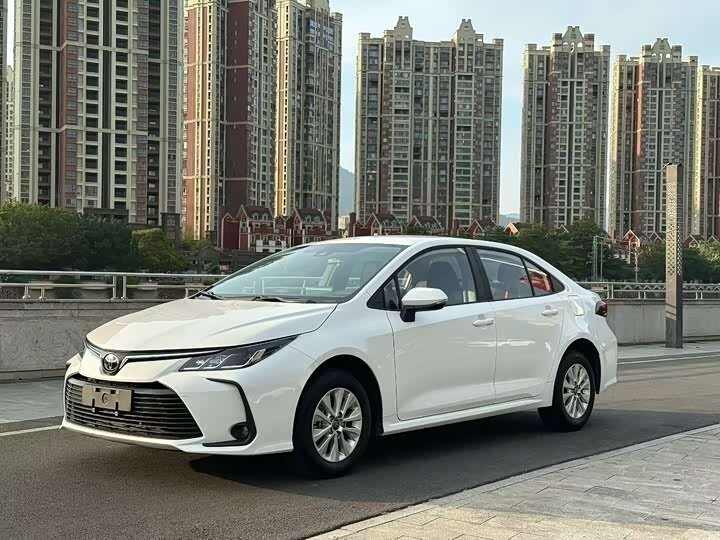 Открыть фотографии: Toyota Corolla XII (E210) Рестайлинг