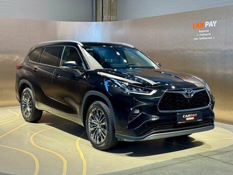 Toyota Highlander IV (XU70)
