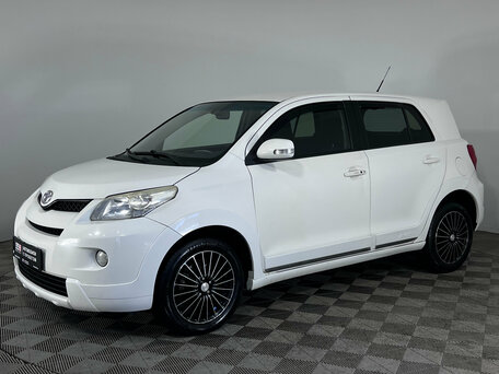Toyota Urban Cruiser I