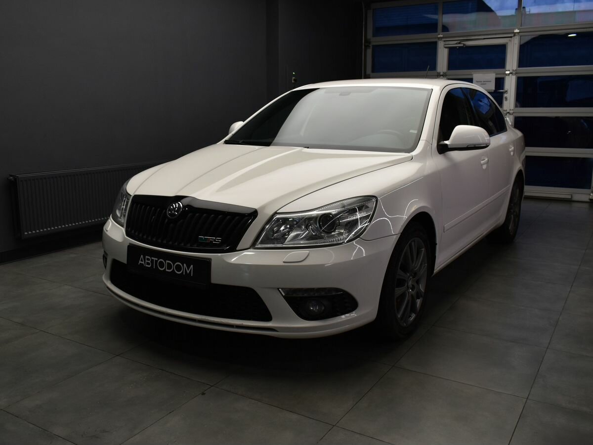 Открыть фотографии: Skoda Octavia RS II Рестайлинг