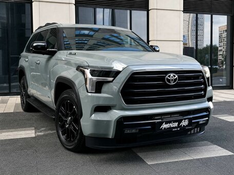 Toyota Sequoia III